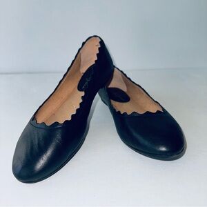 Black Leather Women's flats 6.5